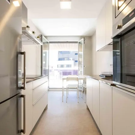 Daire The Collection - Moon